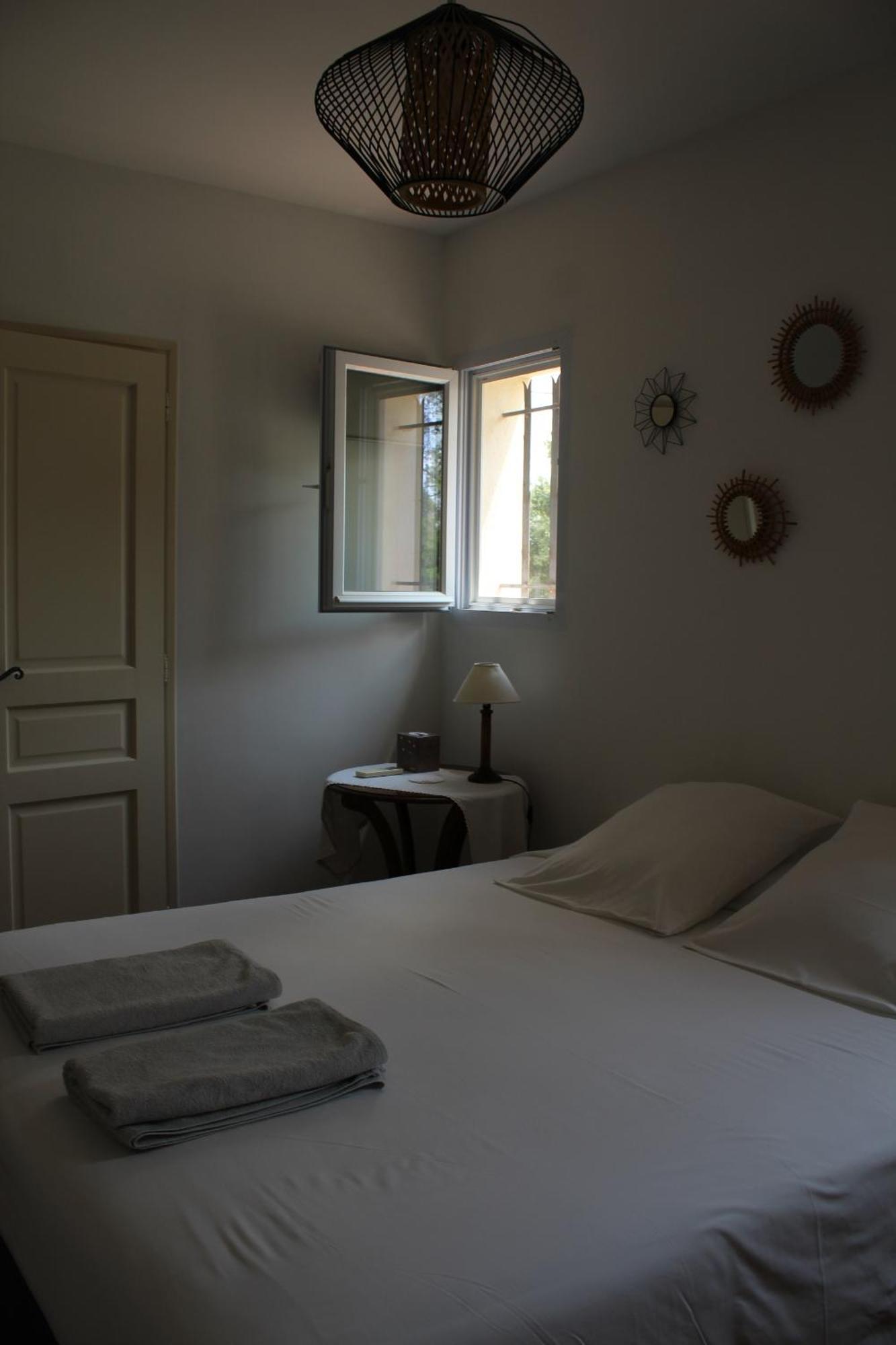 Bastide Saint Bernard Bed & Breakfast Le Thoronet Eksteriør bilde