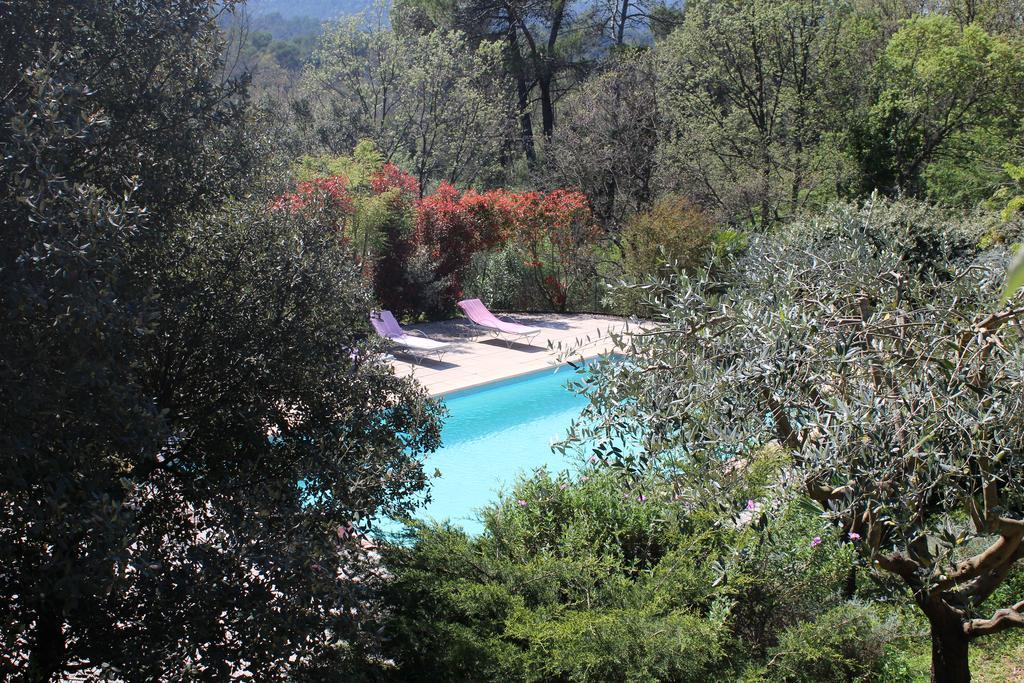 Bastide Saint Bernard Bed & Breakfast Le Thoronet Eksteriør bilde