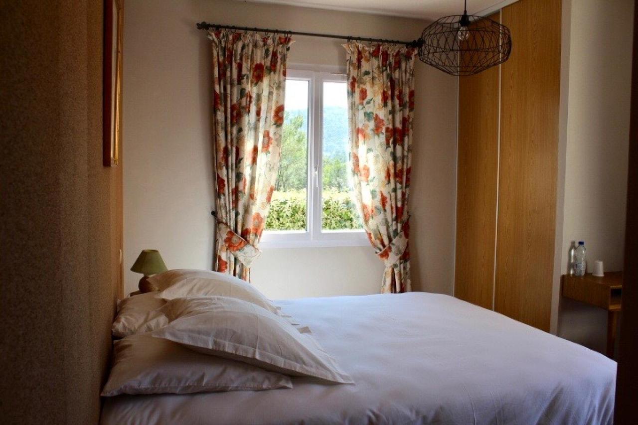 Bastide Saint Bernard Bed & Breakfast Le Thoronet Eksteriør bilde