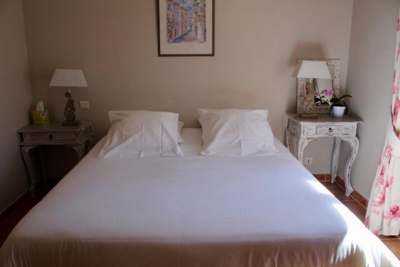 Bastide Saint Bernard Bed & Breakfast Le Thoronet Eksteriør bilde